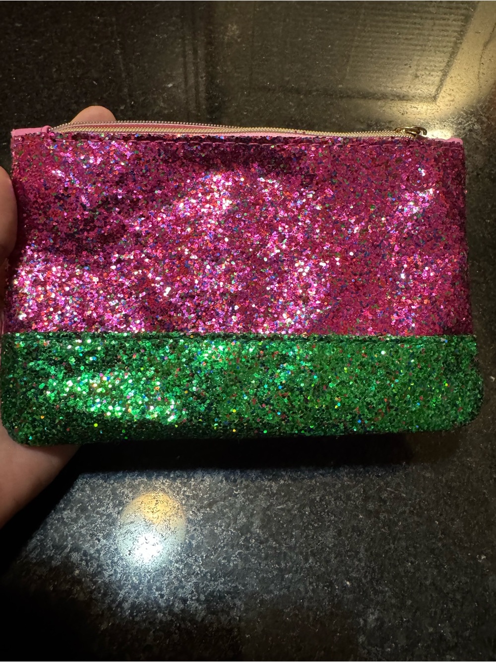 NEW Beauty Bundle w/Pouch - Picture 9 of 9